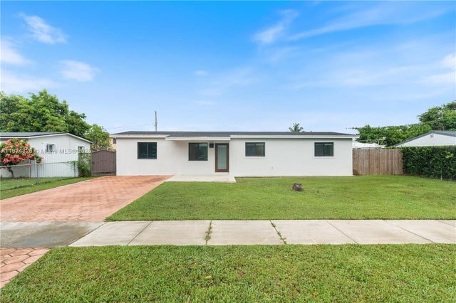1 of 22 - 13801 Monroe St, Miami, FL