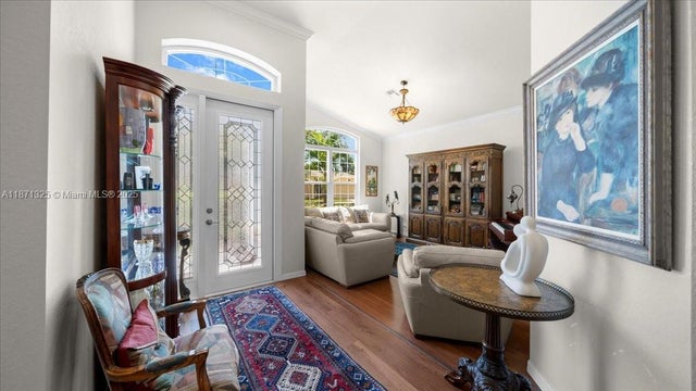 4 of 49 - 371 Burnt Pine Dr, Naples, FL