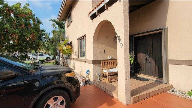 2 of 28 - 11060 Sw 143rd Pl, Miami, FL