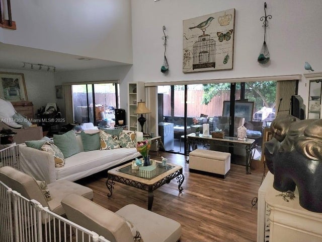 3 of 28 - 11060 Sw 143rd Pl, Miami, FL