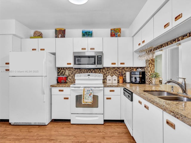 5 of 60 - 2524 Nw 104th Ave 308, Sunrise, FL