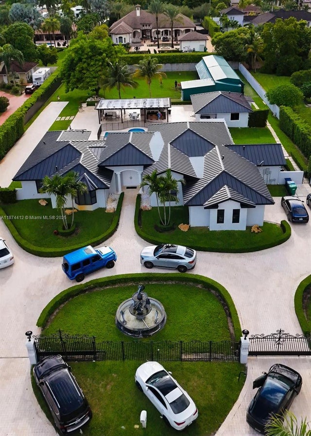 5 of 43 - 350 Nw 124th Ave, Miami, FL