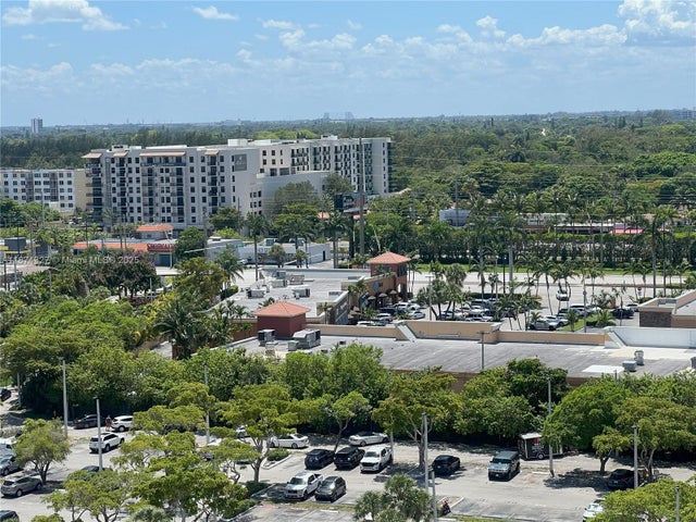5 of 32 - 18051 Biscayne Blvd 1403, Aventura, FL