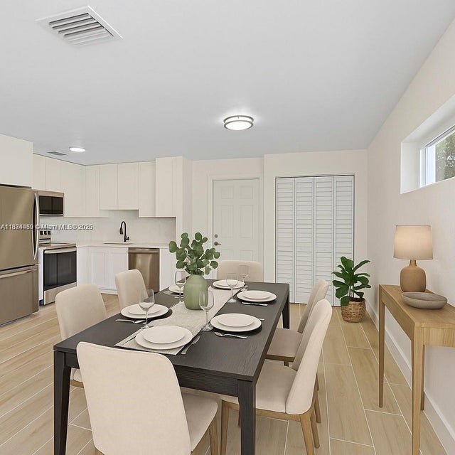 4 of 10 - 990 Ne 159th St, North Miami Beach, FL