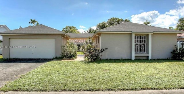 1 of 14 - 5860 Nw 193rd St, Hialeah, FL