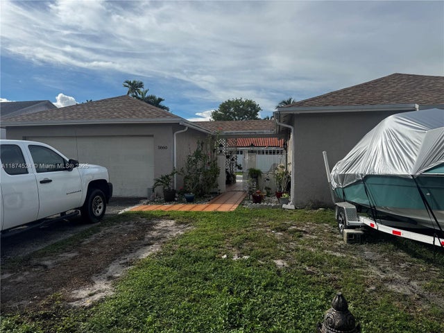 3 of 14 - 5860 Nw 193rd St, Hialeah, FL