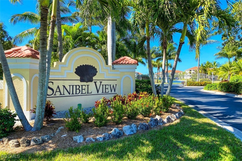 20041 Sanibel View Cir 104, Fort Myers