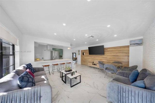 11420 Ne 4th Ave, Miami