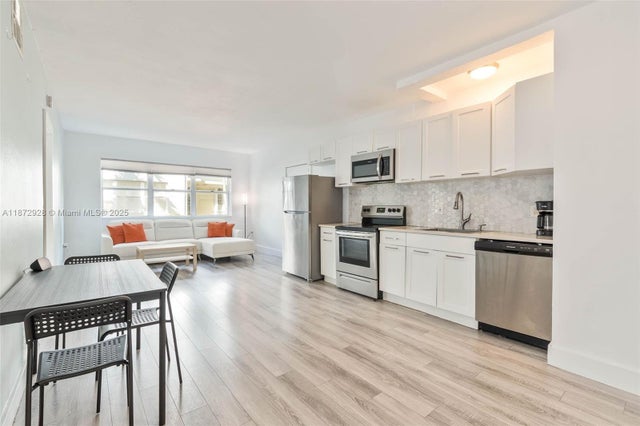 3 of 25 - 1275 Marseille Dr 35, Miami Beach, FL