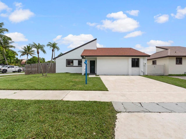 2 of 23 - 21003 Sw 124th Ave Rd, Miami, FL