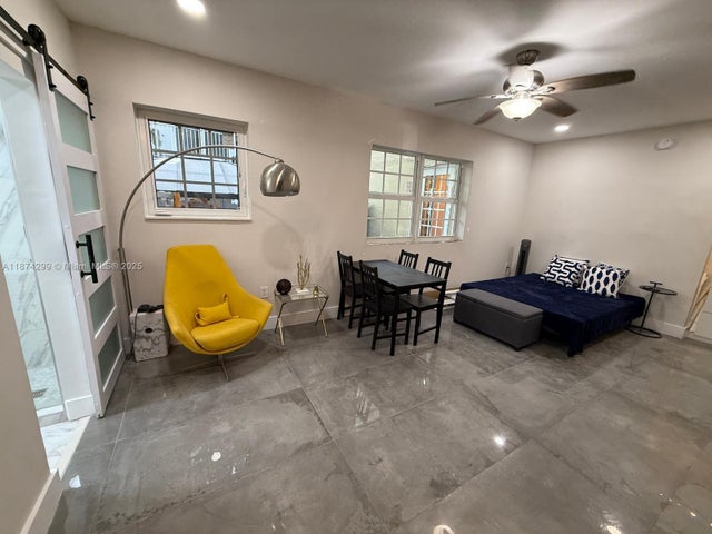 3 of 14 - 439 15th St 16, Miami Beach, FL