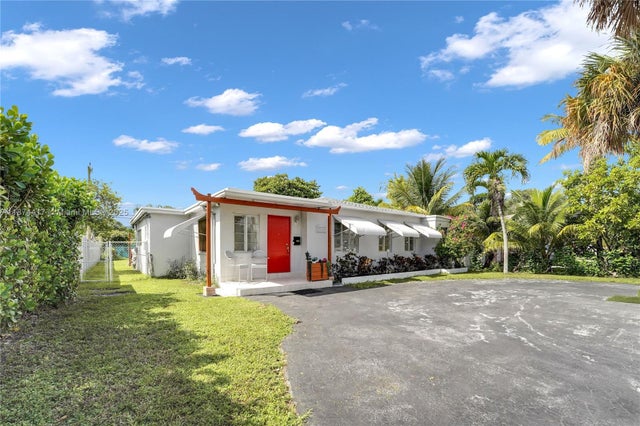 4 of 65 - 1260 Ne 135th St, North Miami, FL