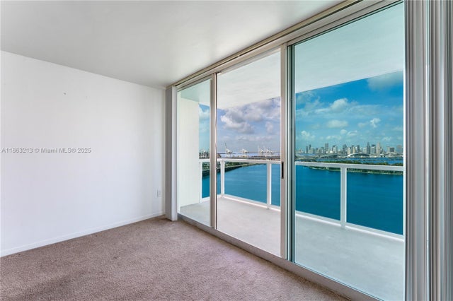 5 of 40 - 650 West Ave 2305, Miami Beach, FL