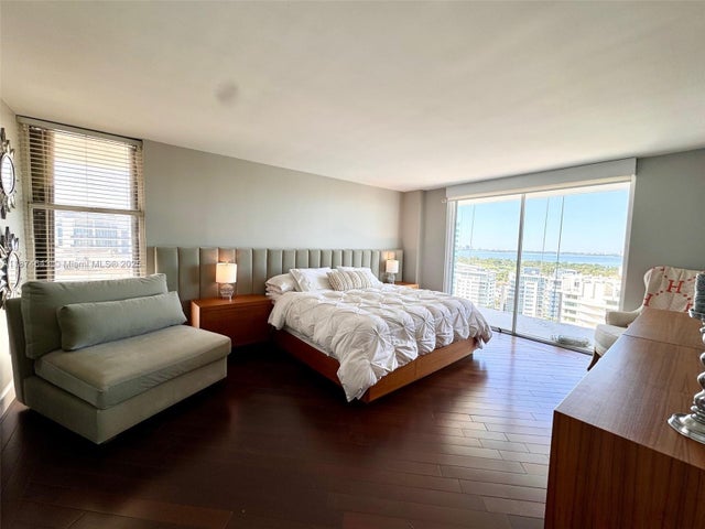 5 of 39 - 6061 Collins Ave 23a, Miami Beach, FL