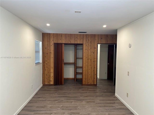 5 of 37 - 1411 Sw 24th Ct, Fort Lauderdale, FL