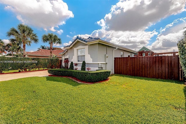 2 of 42 - 4457 Sw 160th Ct, Miami, FL