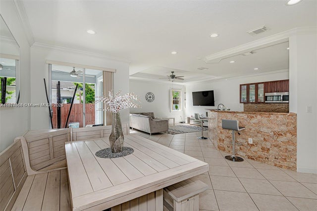 5 of 42 - 4457 Sw 160th Ct, Miami, FL