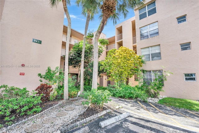 1 of 32 - 9431 Live Oak Pl 205, Davie, FL