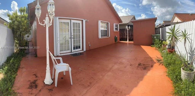 3 of 15 - 6950 W 25th Ave, Hialeah, FL