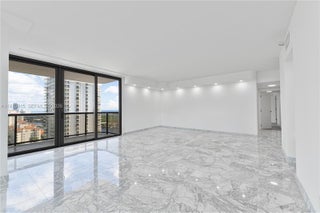 Photo of Listing #A11870815