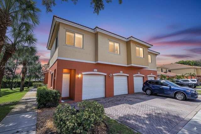1 of 30 - 7400 Palomino Dr 522-5, Davie, FL