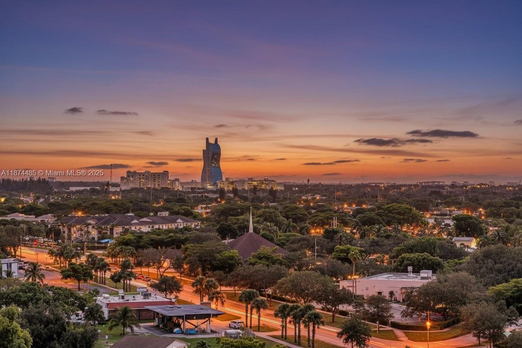 7400 Palomino Dr 522-5, Davie