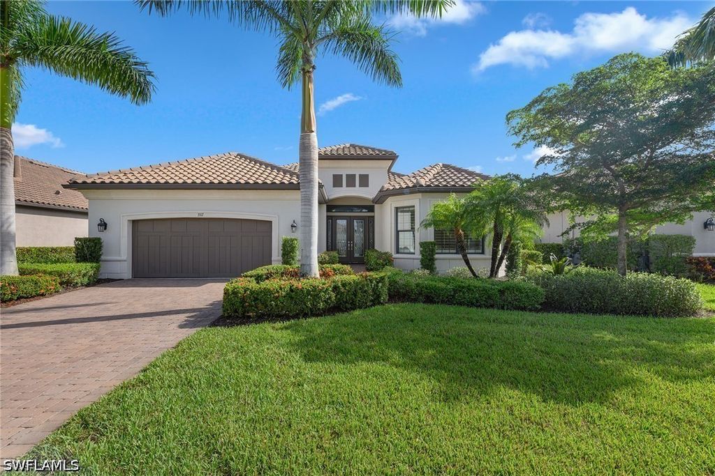 3317 Belon Ln, NAPLES