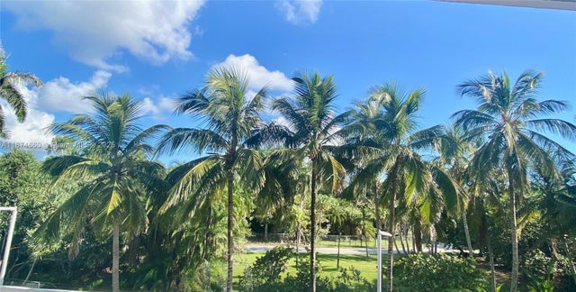 1 of 25 - 177 Ocean Lane Dr 212, Key Biscayne, FL