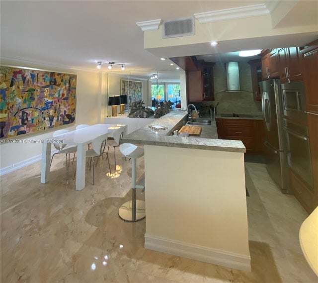 3 of 25 - 177 Ocean Lane Dr 212, Key Biscayne, FL