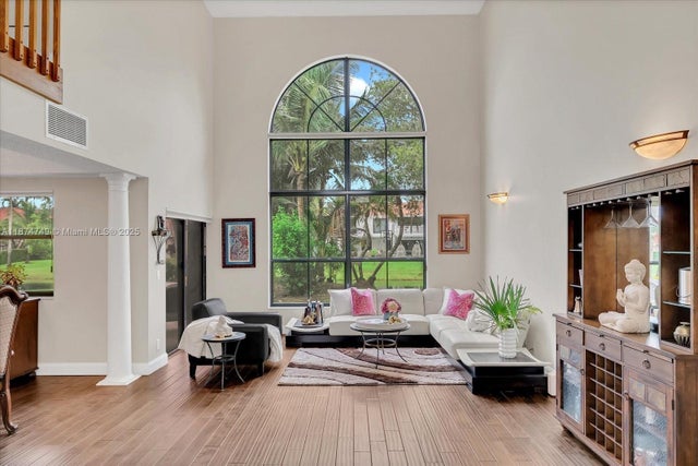 4 of 42 - 10424 Sw 17th Mnr, Davie, FL