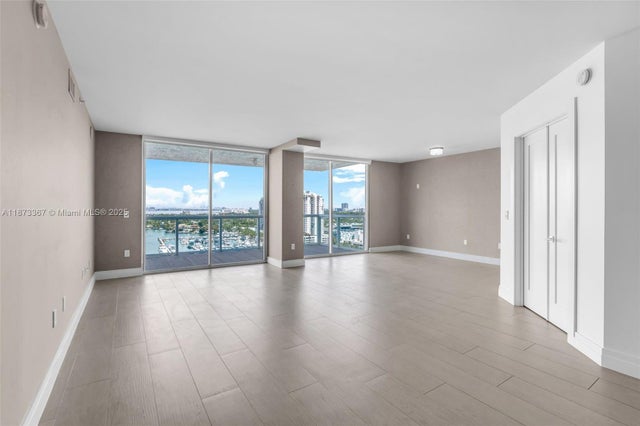 2 of 49 - 10 Venetian Way 1903, Miami Beach, FL
