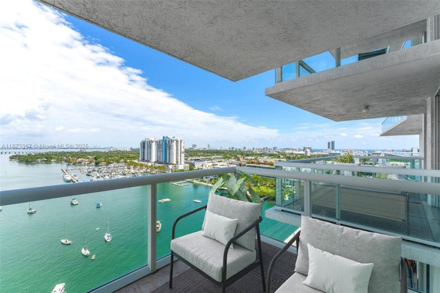 5 of 49 - 10 Venetian Way 1903, Miami Beach, FL