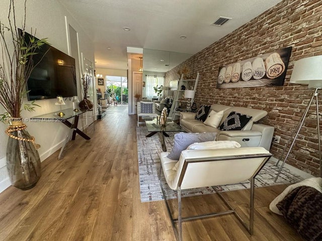 4 of 40 - 12943 Sw 134th Ter, Miami, FL