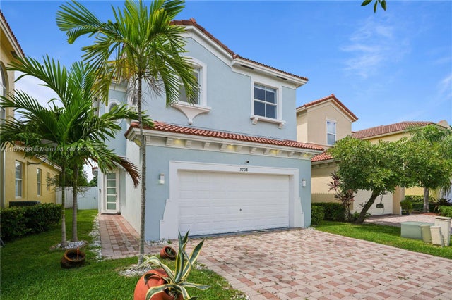 4 of 43 - 3708 Ne 22nd Pl, Homestead, FL