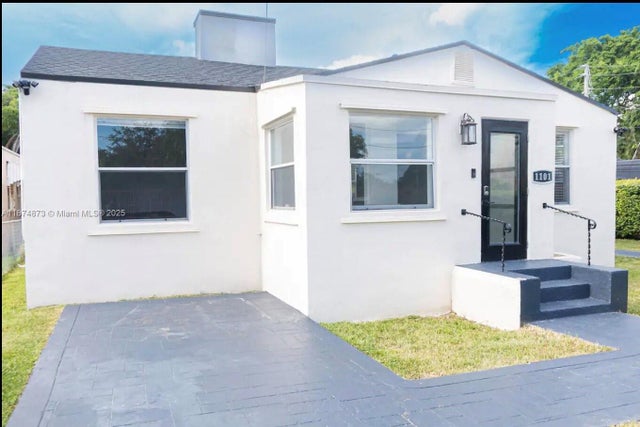 3 of 12 - 1101 Nw 30th St, Miami, FL