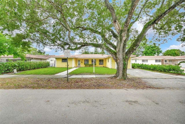5 of 59 - 6750 White Oak Dr, Miami Lakes, FL