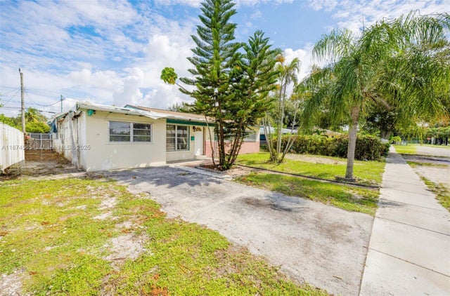 1 of 32 - 6721 Simms St, Hollywood, FL