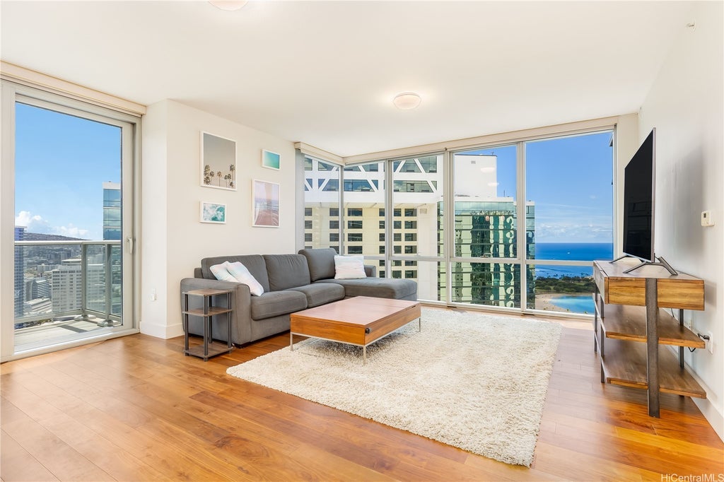 (unit #3905) 1189 Waimanu Street, Honolulu