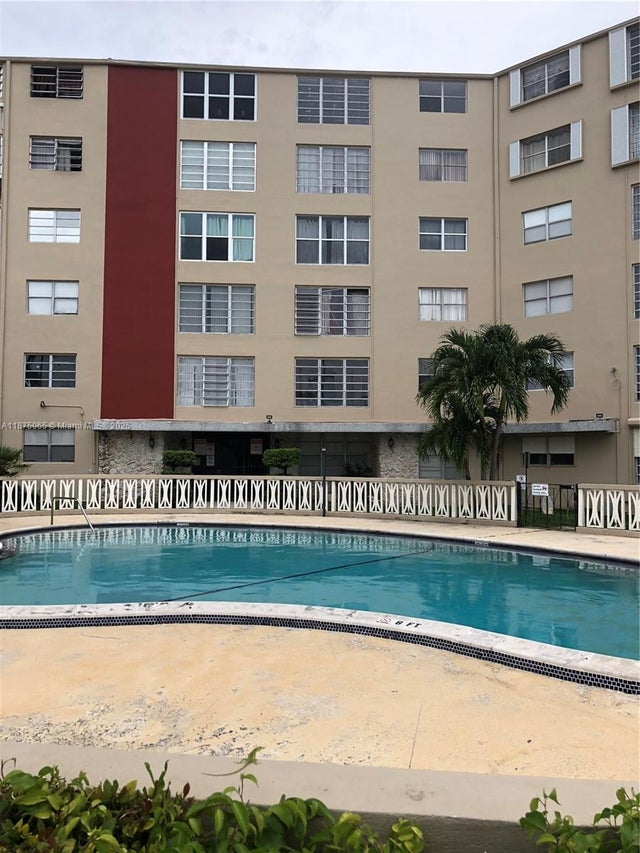 1 of 7 - 1475 Ne 125th Ter 301a, North Miami, FL