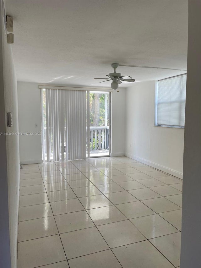 3 of 7 - 1475 Ne 125th Ter 301a, North Miami, FL