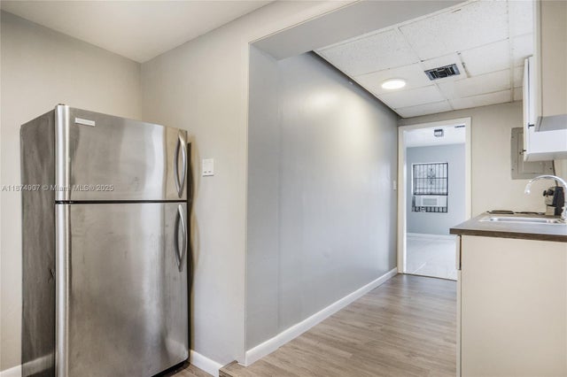 4 of 14 - 6535 Nw 6th Ave, Miami, FL