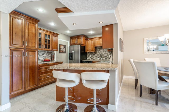 3 of 22 - 4851 Nw 21st St 214, Lauderhill, FL