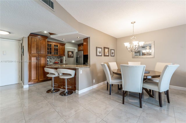 5 of 22 - 4851 Nw 21st St 214, Lauderhill, FL