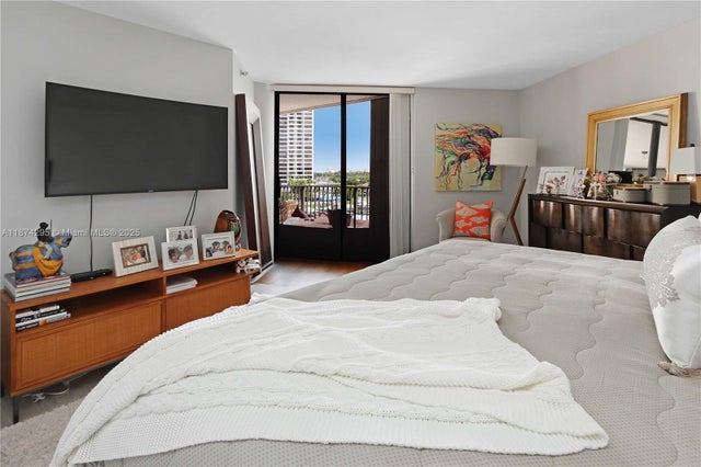 4 of 34 - 300 Three Islands Blvd 405, Hallandale Beach, FL