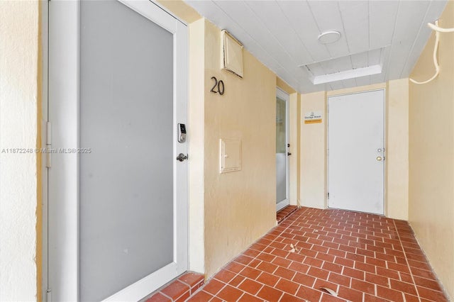 4 of 26 - 7400 Harding Ave 20, Miami Beach, FL