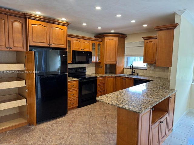 2 of 32 - 2780 Ne 183rd St 301, Aventura, FL