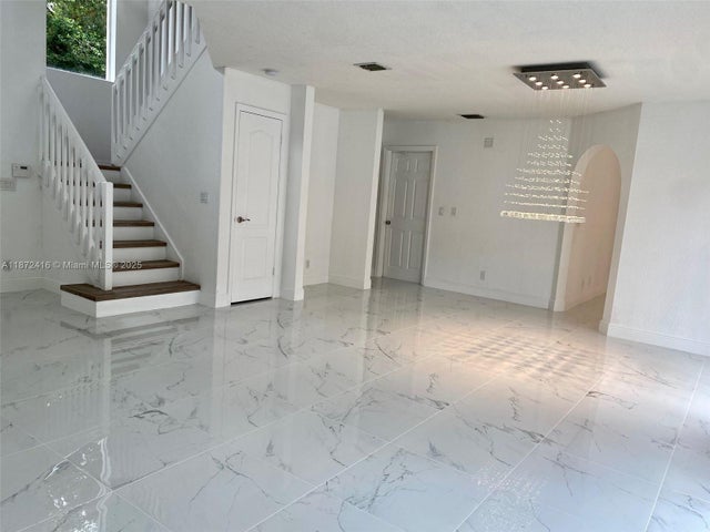 5 of 34 - 11301 Rockinghorse Rd, Cooper City, FL