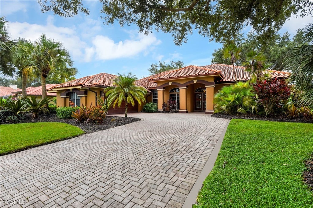 12470 Woodtimber Ln, Fort Myers