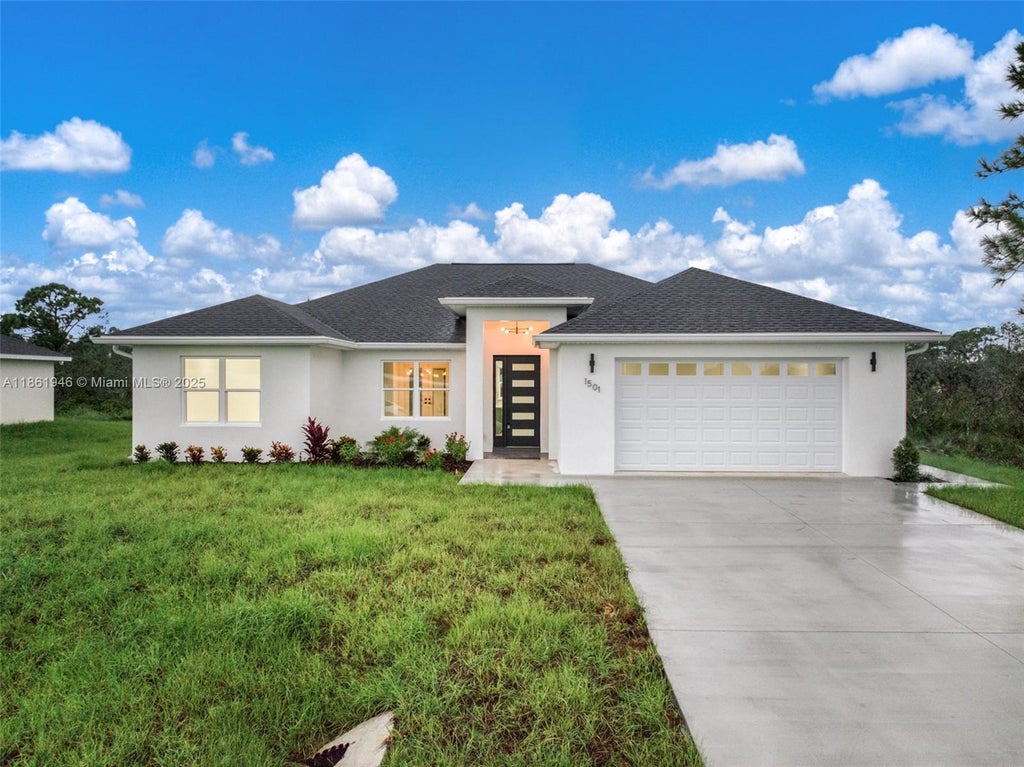 1501 Mitchell Drive, Sebring