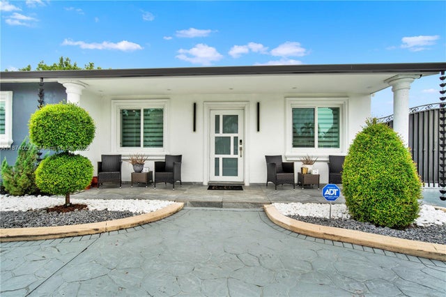 4 of 41 - 17904 Nw 78th Pl, Hialeah, FL